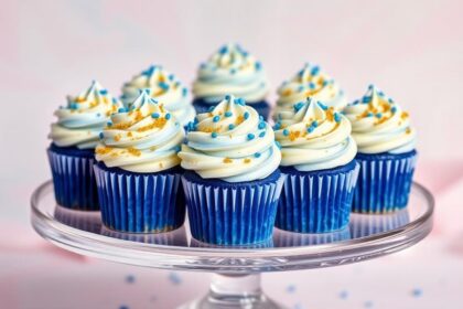 vibrant blue velvet cupcakes