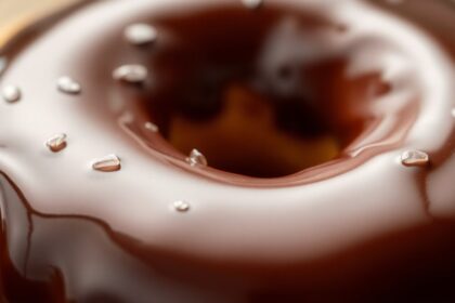 pastry chefs chocolate glaze tips